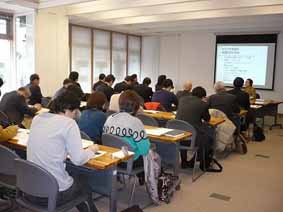 報告会の様子