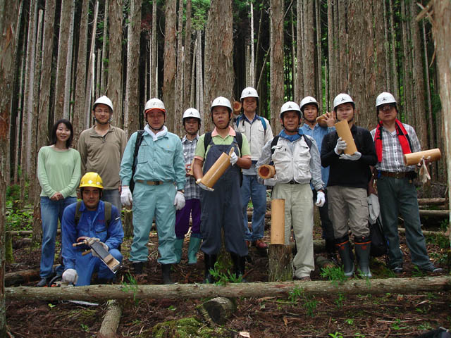 第1回目の森林保全活動参加者